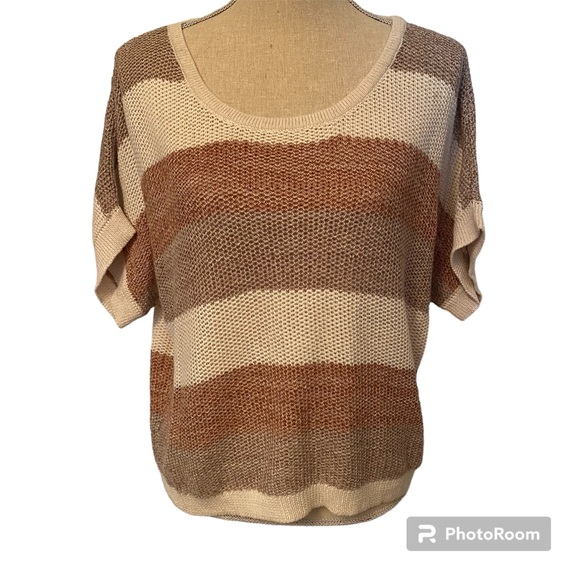 NEW DESIGN HISTORY SWEATER SCOOP NECK CREAM BROWN COLOR BLOCK SIZE M NWT - Picture 1 of 9